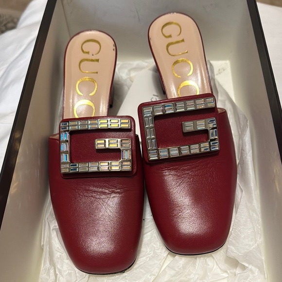 Gucci Women's Burgundy Leather Mules with Silver Accents - Picture 1 of 3